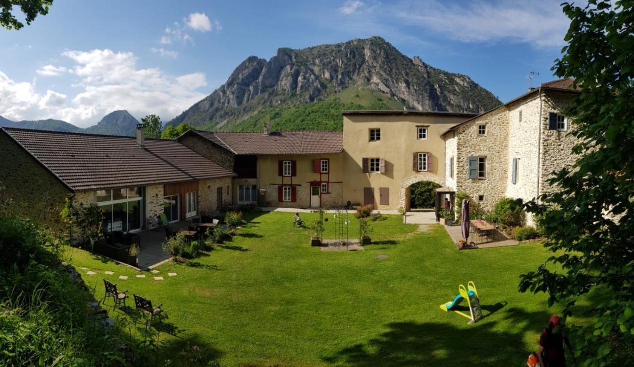 Maison D'Hotes Du Domaine Fournie Tarascon-sur-Ariège Dış mekan fotoğraf